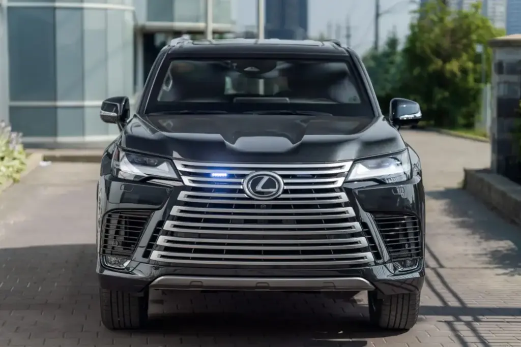 Un Lexus LX 'del montón' parece. Un auténtico búnker con ruedas, es 4 Motor16 2026 Miami Armored Lexus LX 700h 5 Motor16