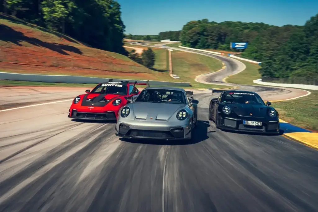 El Porsche 911 vuelve a demostrar quien es el mandamás en Road Atlanta... 7 años después 23 Motor16 2026 Porsche 911 Record Road Atlanta 23 Motor16