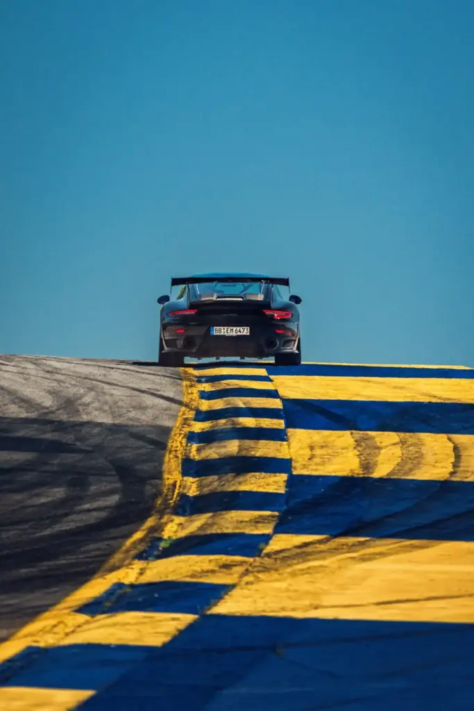El Porsche 911 vuelve a demostrar quien es el mandamás en Road Atlanta... 7 años después 5 Motor16 2026 Porsche 911 Record Road Atlanta 5 Motor16