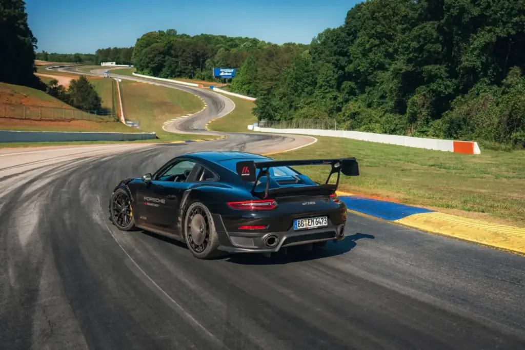 El Porsche 911 vuelve a demostrar quien es el mandamás en Road Atlanta... 7 años después 8 Motor16 2026 Porsche 911 Record Road Atlanta 8 Motor16