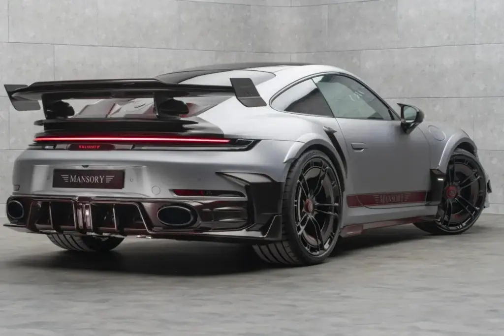 Mansory hace que el nuevo Porsche 911 Turbo S pierda los papeles 11 Motor16 2026 Porsche 911 Turbo S Mansory Soft Kit 4 Motor16