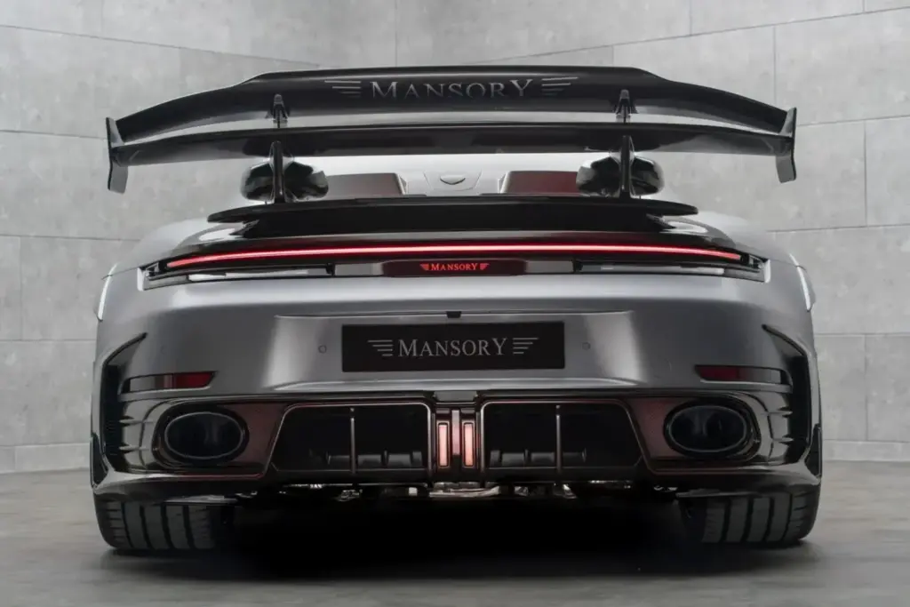 Mansory hace que el nuevo Porsche 911 Turbo S pierda los papeles 5 Motor16 2026 Mansory Porsche 911 Turbo S. Imagen.