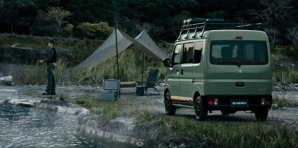 Suzuki Every: La caja de zapatos con motor más práctica que te vas a encontrar 15 Motor16 2026 Suzuki Every Japon 18 Motor16