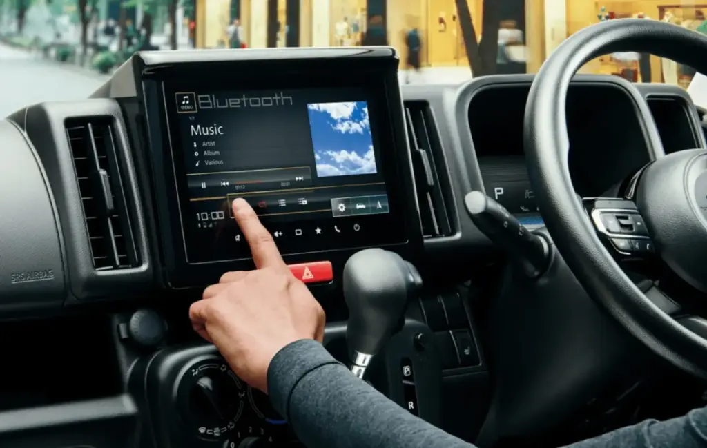 Suzuki Every: La caja de zapatos con motor más práctica que te vas a encontrar 22 Motor16 2026 Suzuki Every Japon 8 Motor16