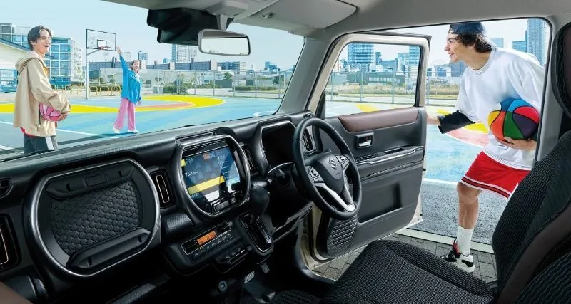Suzuki Hustler: La alternativa práctica al Jimny es este kei car que se pone a tono en Japón 1 Motor16 2026 Suzuki Hustler. Imagen interior.