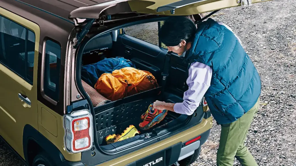 Suzuki Hustler: La alternativa práctica al Jimny es este kei car que se pone a tono en Japón 34 Motor16 2026 Suzuki Hustler Tough Wild 13 Motor16