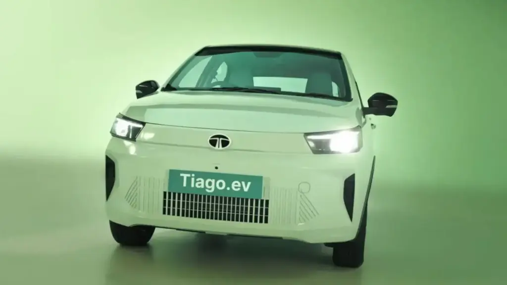 Tata Tiago: El utilitario de los 4.000 euros se pone mucho más guapo y tecnológico 3 Motor16 2026 Tata Tiago.ev India 2 Motor16