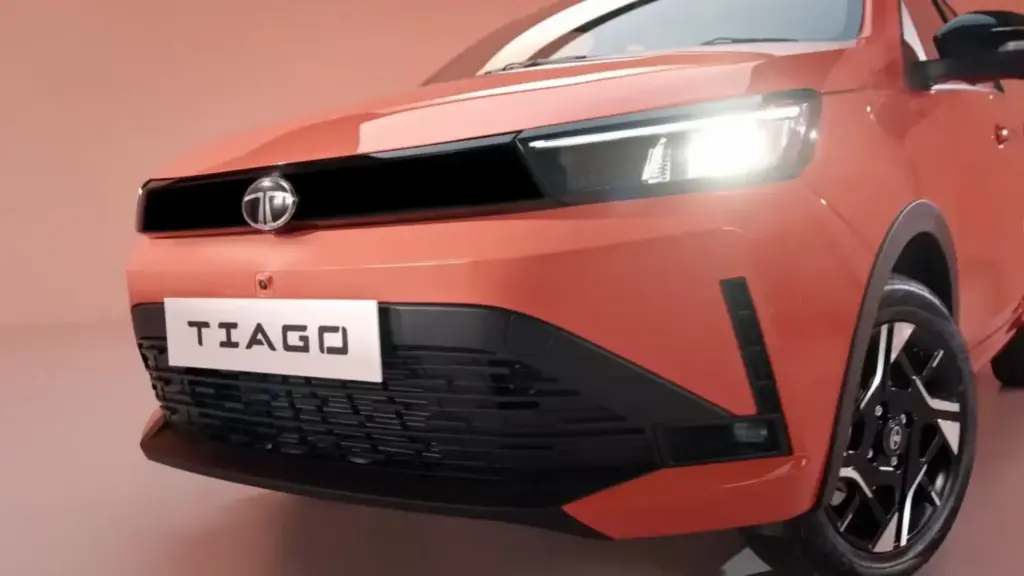 Tata Tiago: El utilitario de los 4.000 euros se pone mucho más guapo y tecnológico 8 Motor16 2026 Tata Tiago.ev India 7 Motor16