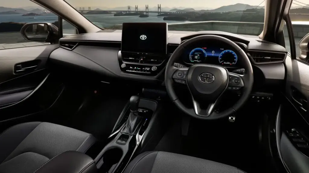 Toyota comienza a celebrar los 60 años del Corolla con esta sensacional edición especial 4 Motor16 2026 Toyota Corolla 60 Aniversario Japón. Imagen interior.