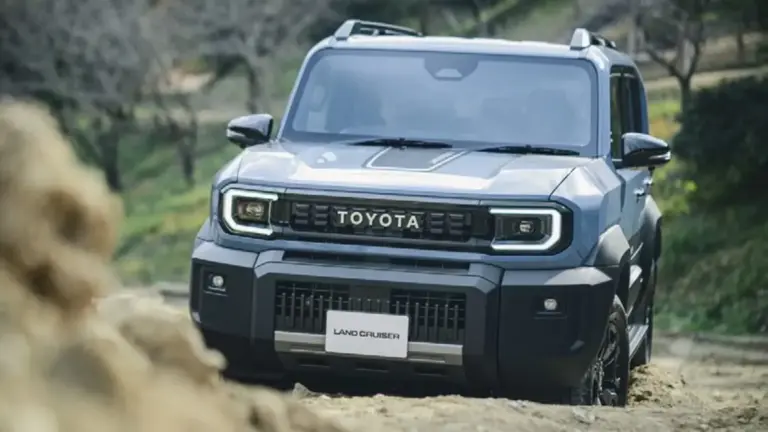 Toyota Land Cruiser FJ: el esperado 4×4 compacto llega, pero solo a Japón… por ahora
