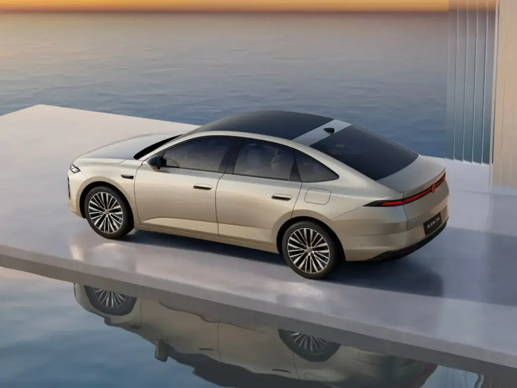 Volkswagen ID. ERA 5S: El Passat chino es híbrido enchufable y con 2.000 km de autonomía 1 Motor16 2026 Volkswagen ID. ERA 5S. Imagen trasera.