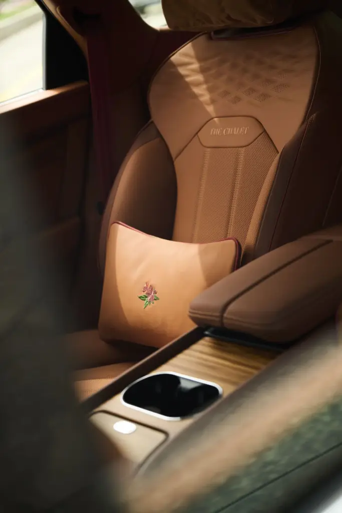 2026 bentley bentayga chalet edition 14 Motor16