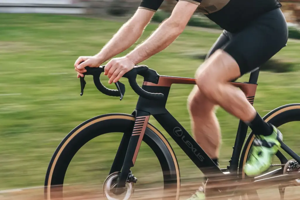 Race Bike: Lexus da el salto a las dos ruedas de la mano de Ridley 8 Motor16 2026 bicicleta lexus ridley 20 Motor16