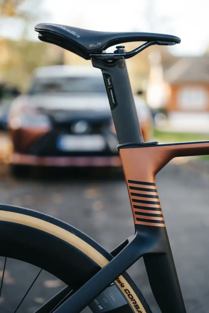Race Bike: Lexus da el salto a las dos ruedas de la mano de Ridley 5 Motor16 2026 bicicleta lexus ridley 6 Motor16