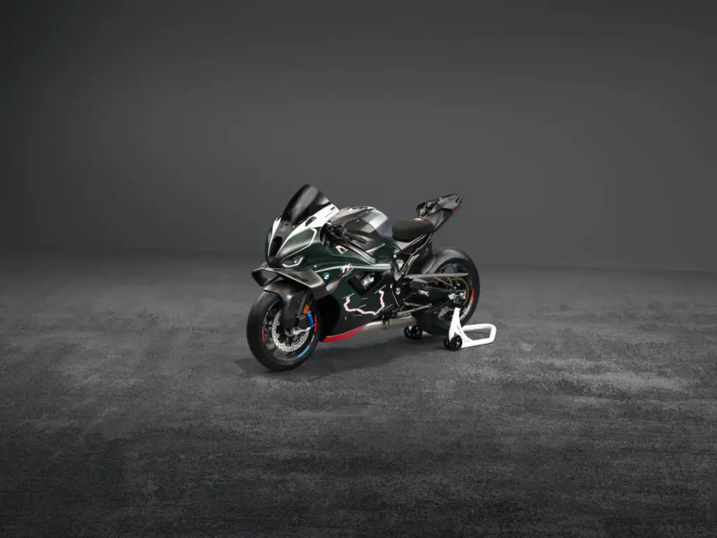 BMW deslumbra en el TT de la Isla de Man con esta M 1000 RR que lleva su nombre 7 Motor16 2026 bmw motorrad m 1000 rr isle of man tt 2 Motor16