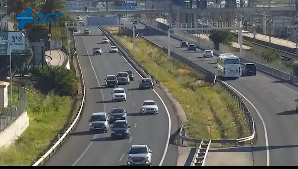 Multa de 500 euros por circular en sentido contrario, hasta 6 puntos y posible cárcel 1 Motor16 Conducción temeraria. Sentido contrario. Kamikaze.