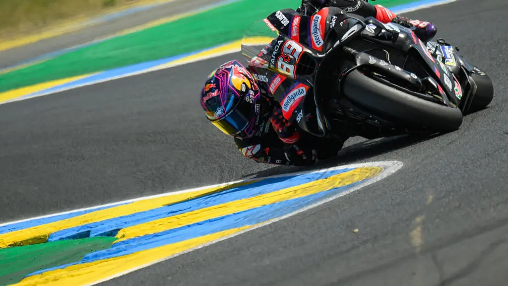 Aprilia firma su triplete soñado en MotoGP: Martín gana, Bezzecchi y Ogura completan el podio 1 Motor16 2026 Jorge Martín. Ducati. Le Mans