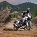 Kawasaki KLE500: vuelve la trail de 500 con llanta de 21 pulgadas
