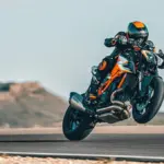 KTM 490 Duke: la nueva naked bicilíndrica ya rueda en pruebas