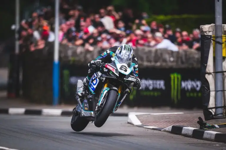 Michael Dunlop TT 2026: a tres días de los entrenos, ¿Ducati o Honda para la Senior?