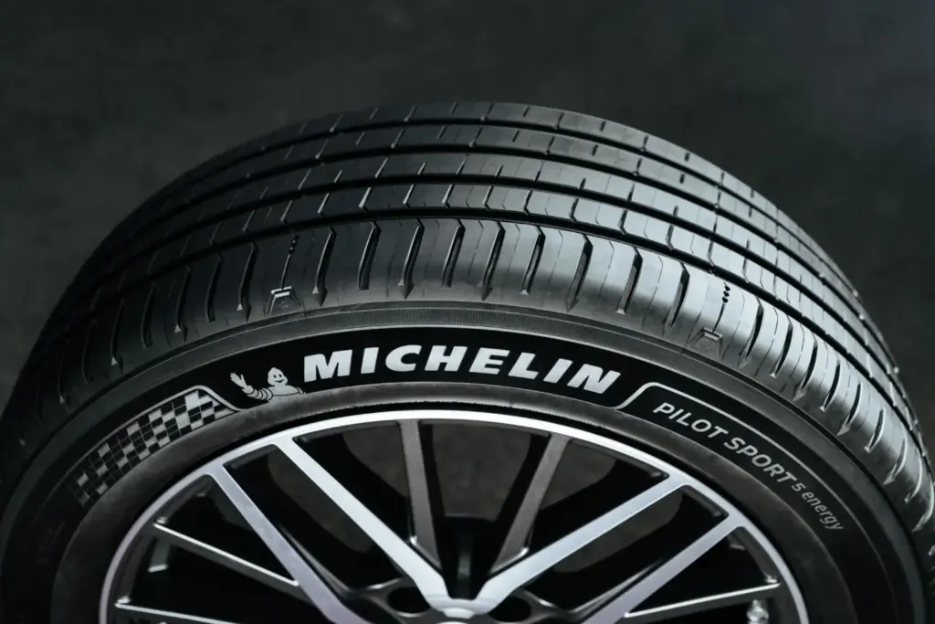 Probamos la nueva gama Michelin Pilot Sport 5 energia 2026. Imagen de detalle.