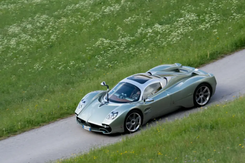 Pagani, Pirelli y Bosch conectados por la tecnología Cyber Tyre y un exclusivo Utopia 12 Motor16 2026 pirelli pagani bosch cyber tyre 11 Motor16
