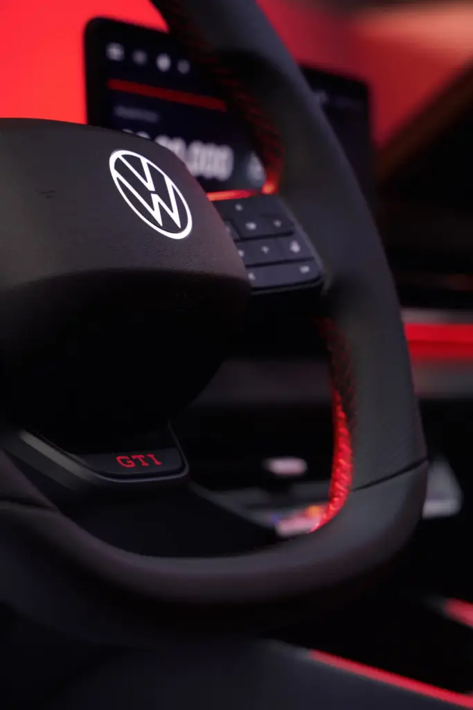 2026 volkswagen id polo gti 12 Motor16
