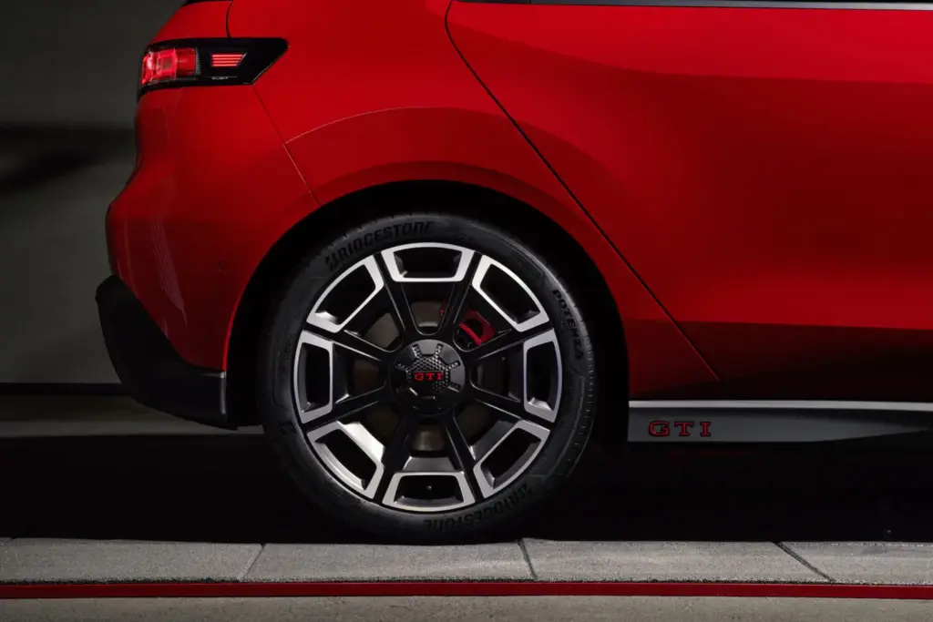 2026 volkswagen id polo gti 7 Motor16