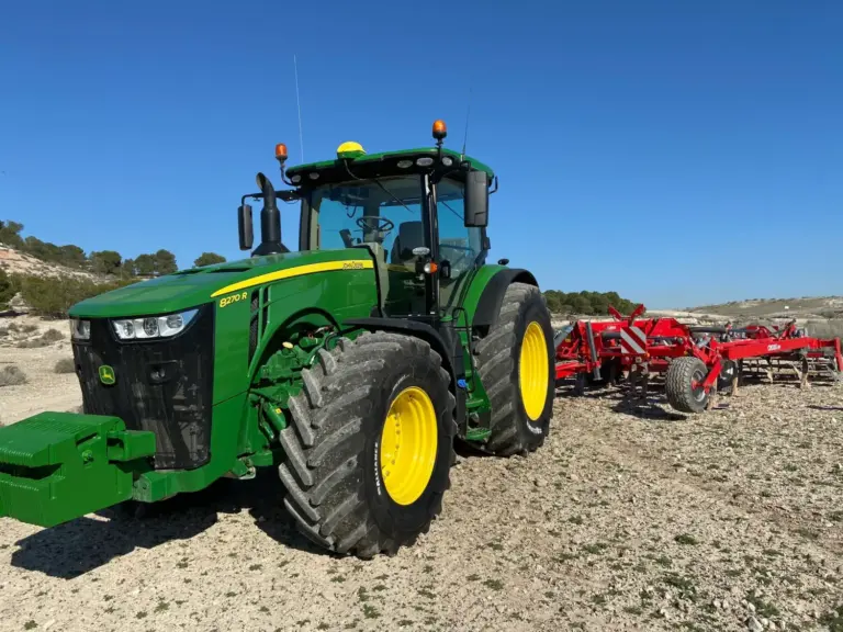 Alliance Agristar 2: neumáticos agrícolas que soportan una prueba de resistencia de 1.300 horas en un Fendt 920