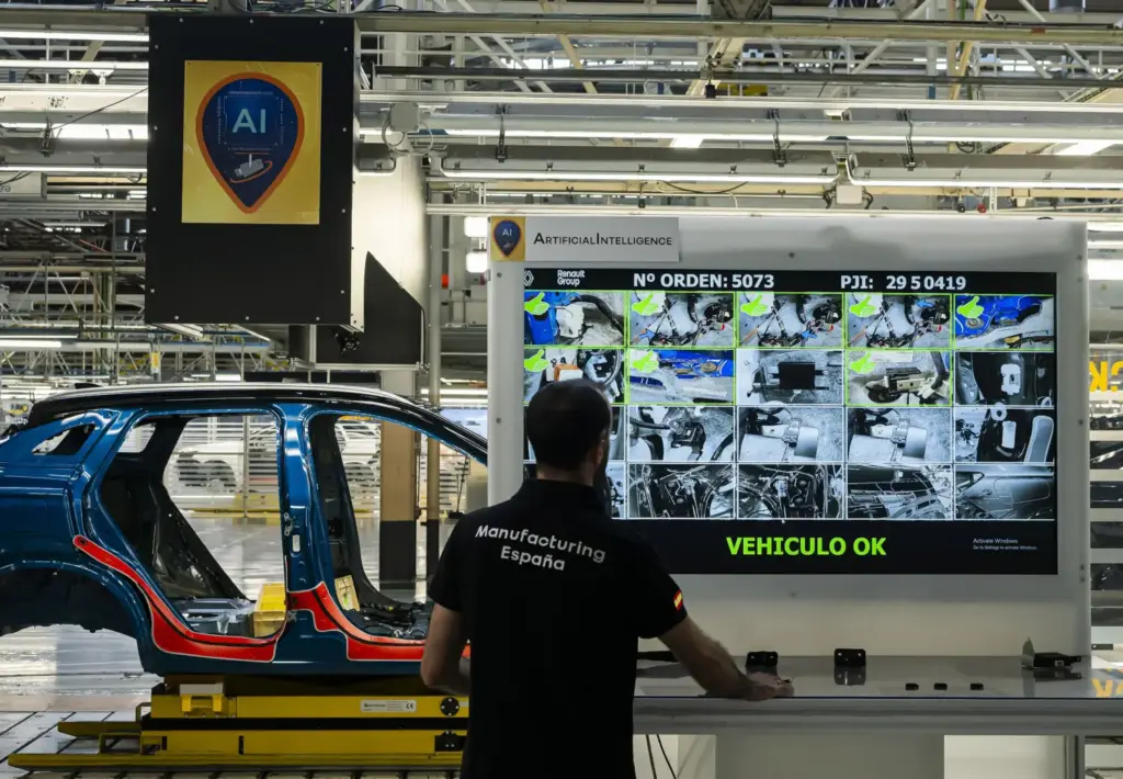 Renault apuntala su futuro eléctrico en España con el preacuerdo firmado con los sindicatos 3 Motor16 2026 Renault preacuerdo eléctricos España. Imagen fábrica.