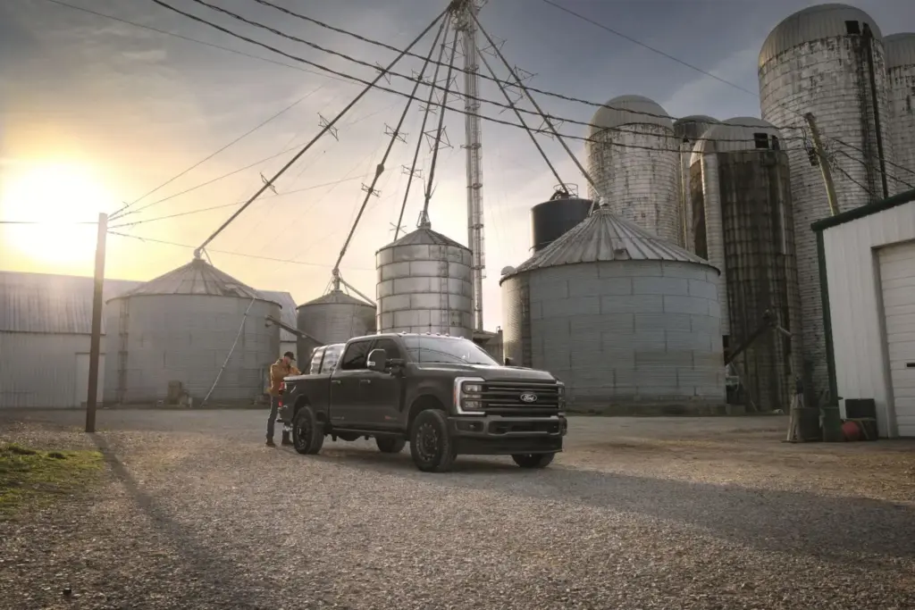 2027 Ford Super Duty Carhartt Package F 350 Exterior 2 46 Motor16