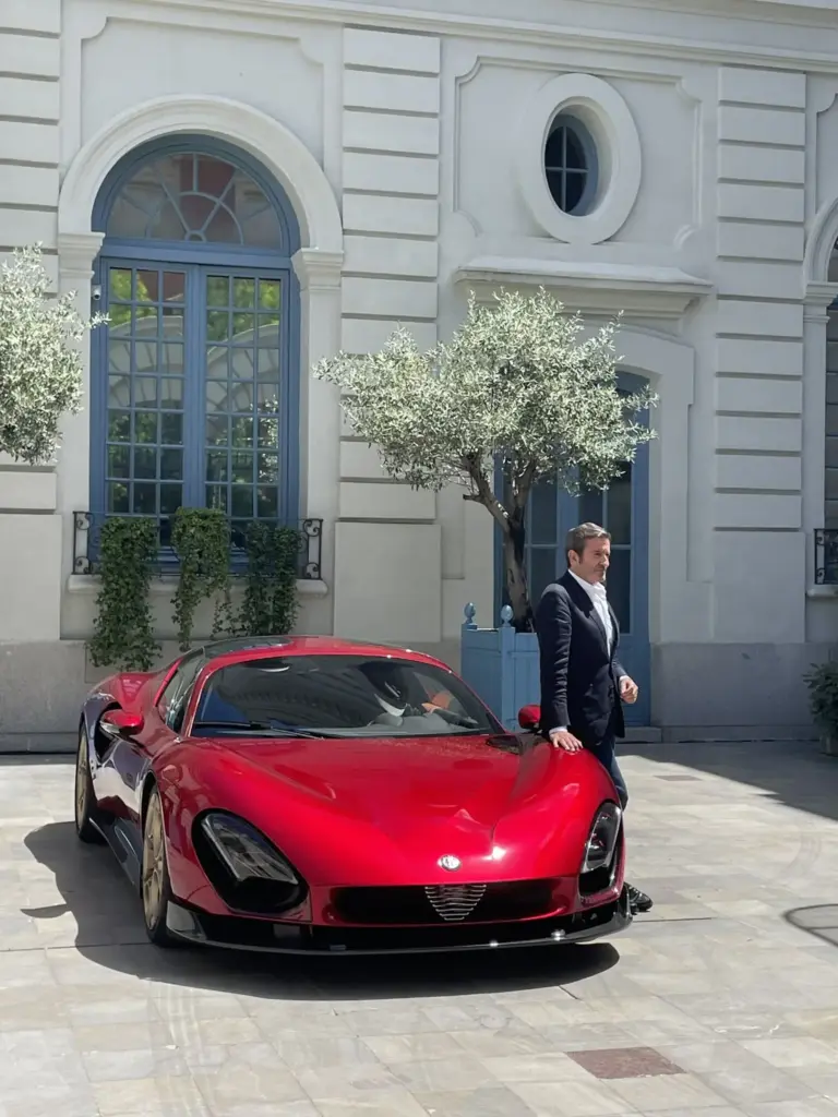 El proyecto del Alfa Romeo 33 Stradale contado por su diseñador, Alejandro Mesonero-Romanos 10 Motor16 ALFA 33 STRADALE ALEJANDRO MESONERO ROMANOS 3 Motor16