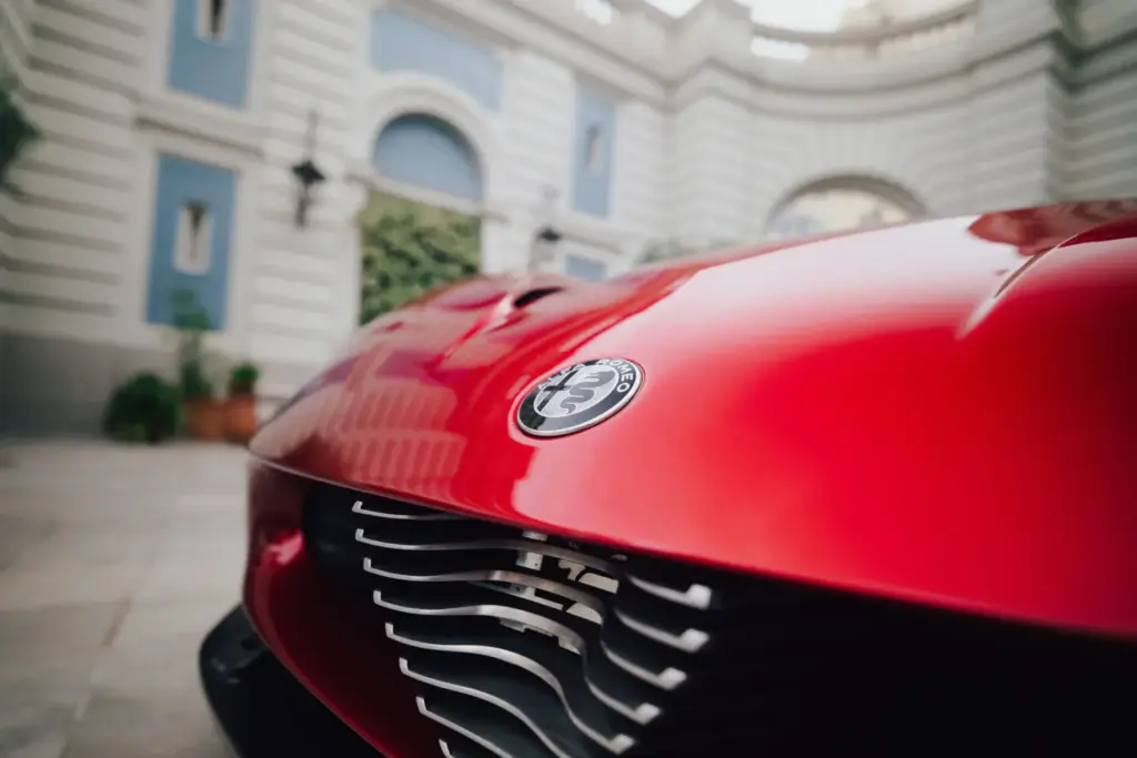 El proyecto del Alfa Romeo 33 Stradale contado por su diseñador, Alejandro Mesonero-Romanos 12 Motor16 ALFA 33 STRADALE ALEJANDRO MESONERO ROMANOS 4 Motor16