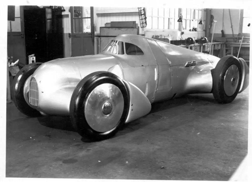 Audi Tradition presenta la recreación del Auto Union Lucca que batió el récord de velocidad en 1935 1 Motor16 AUTO UNION 1935 RECORD 8 Motor16