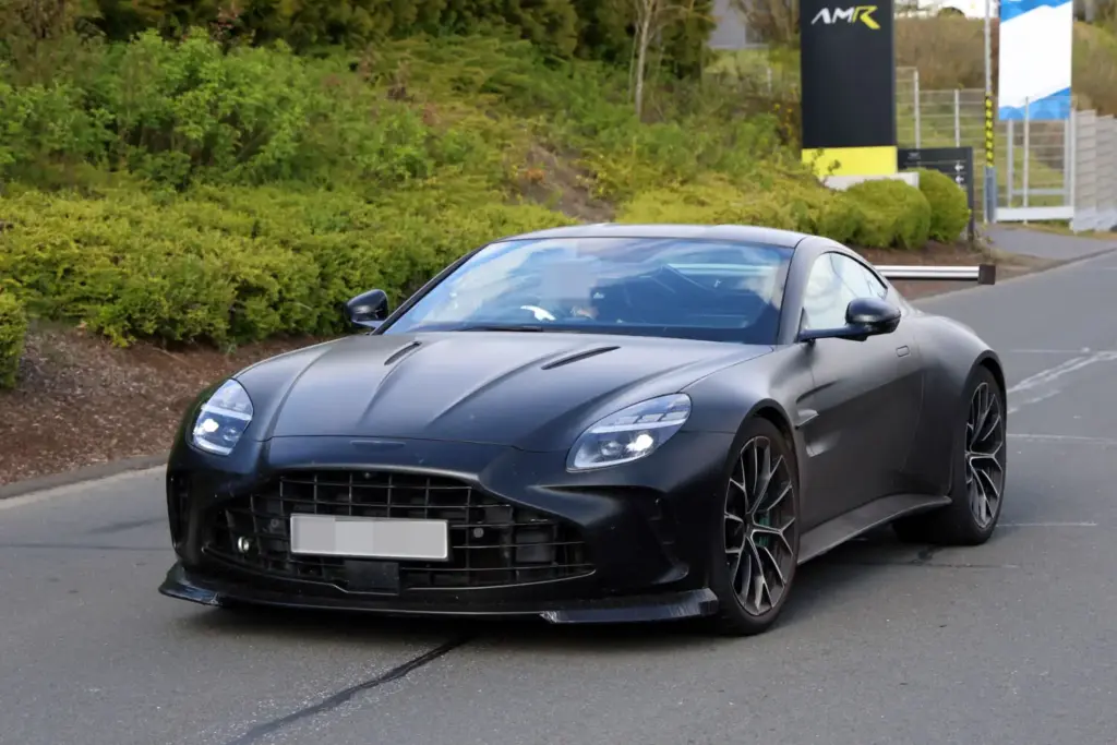 Aston Martin Vantage AMR 2027 3 Motor16