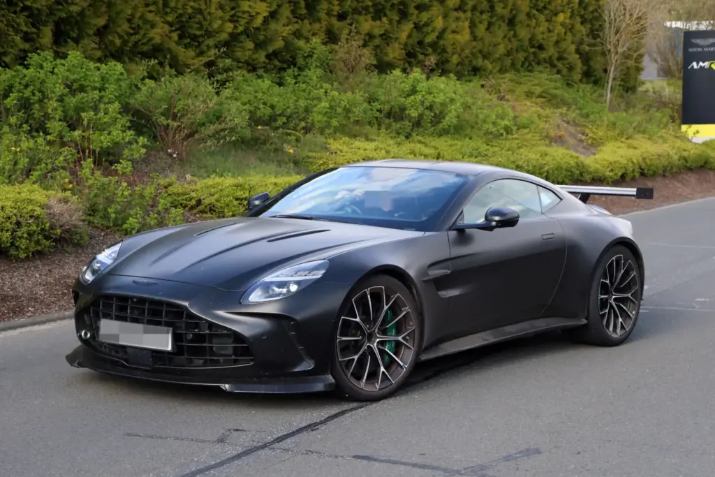 Aston Martin Vantage AMR 2027 5 Motor16