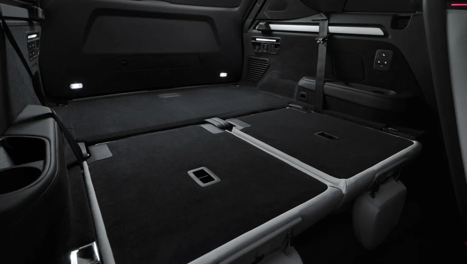 Audi-Q9-camuflado-interior-11.webp