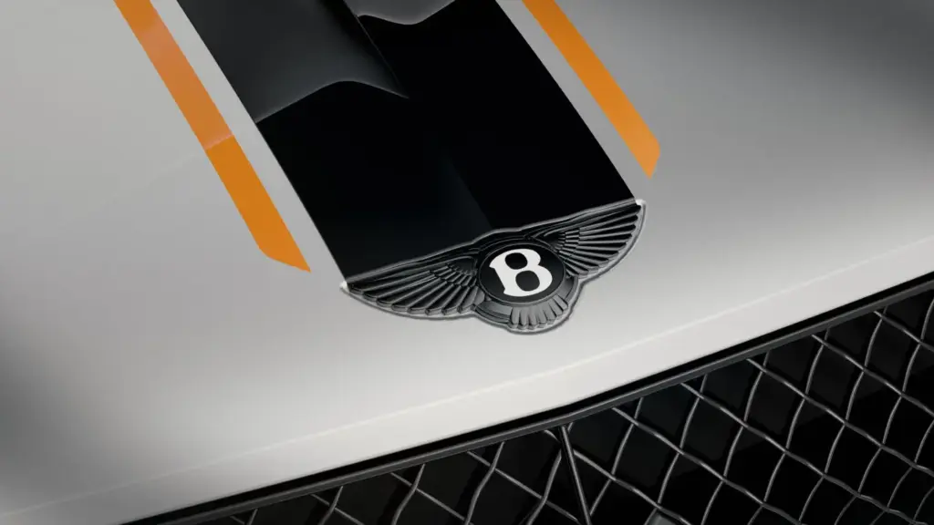 BENTLEY MULLINER CATALOGO 2026 2 Motor16