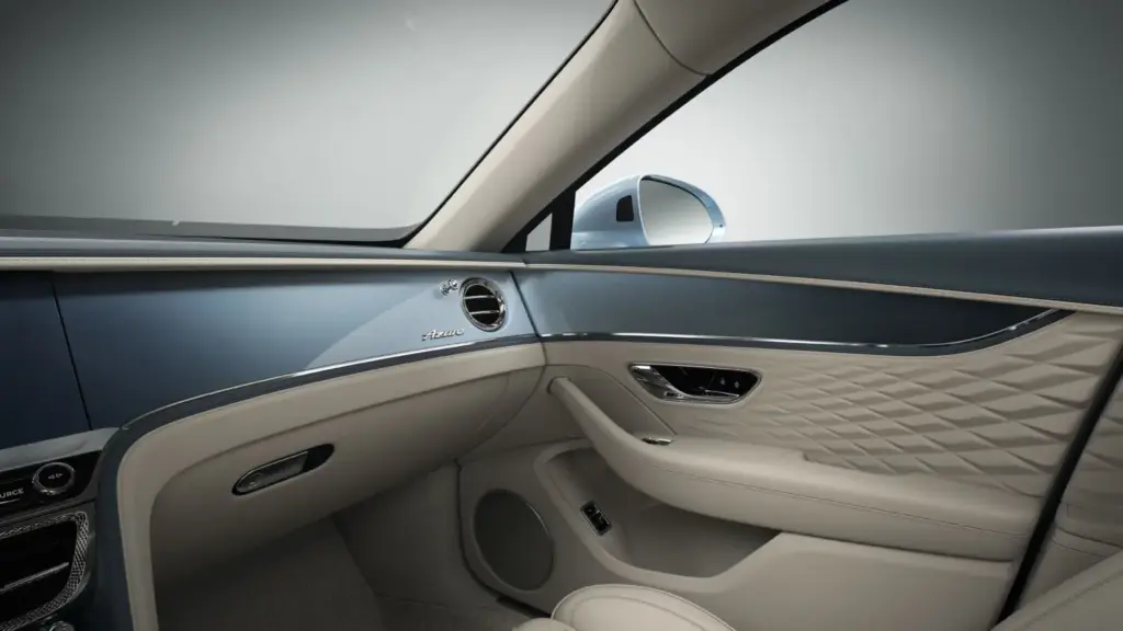 BENTLEY MULLINER CATALOGO 2026 5 Motor16