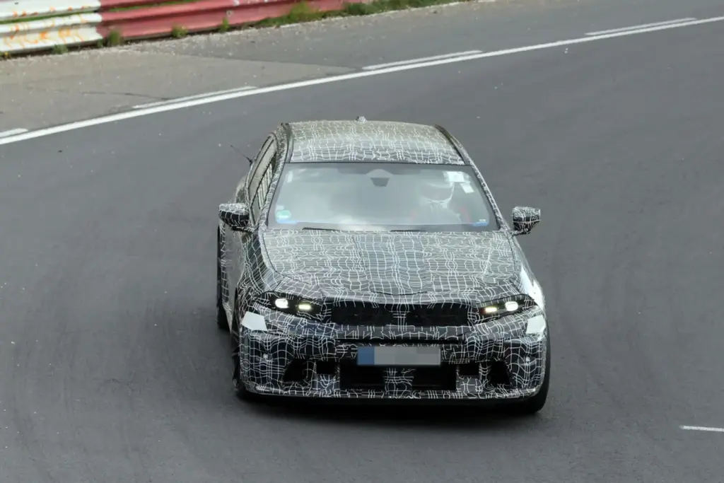 BMW M5 Touring FL 1 Motor16