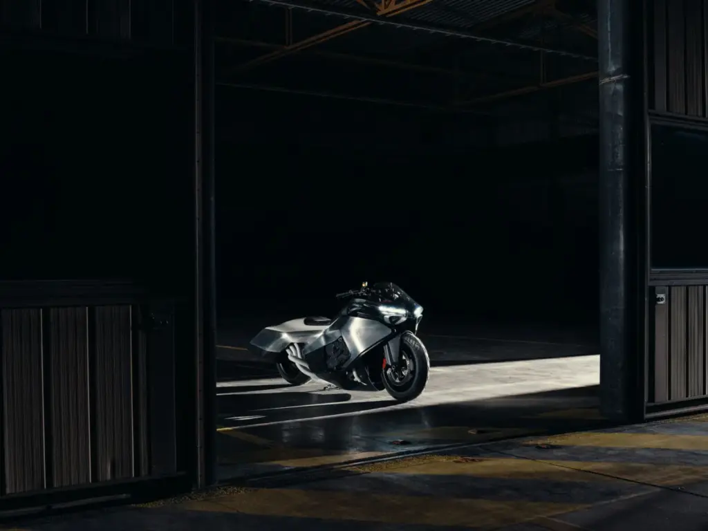 BMW Motorrad Vision K18: la reinterpretación más radical del seis cilindros bávaro 52 Motor16 BMW Motorrad Vision K18 12 Motor16