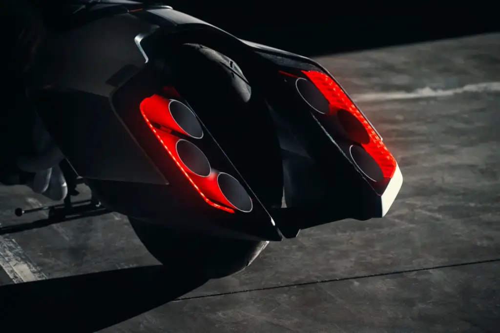 BMW Motorrad Vision K18: la reinterpretación más radical del seis cilindros bávaro 44 Motor16 BMW Motorrad Vision K18 18 Motor16