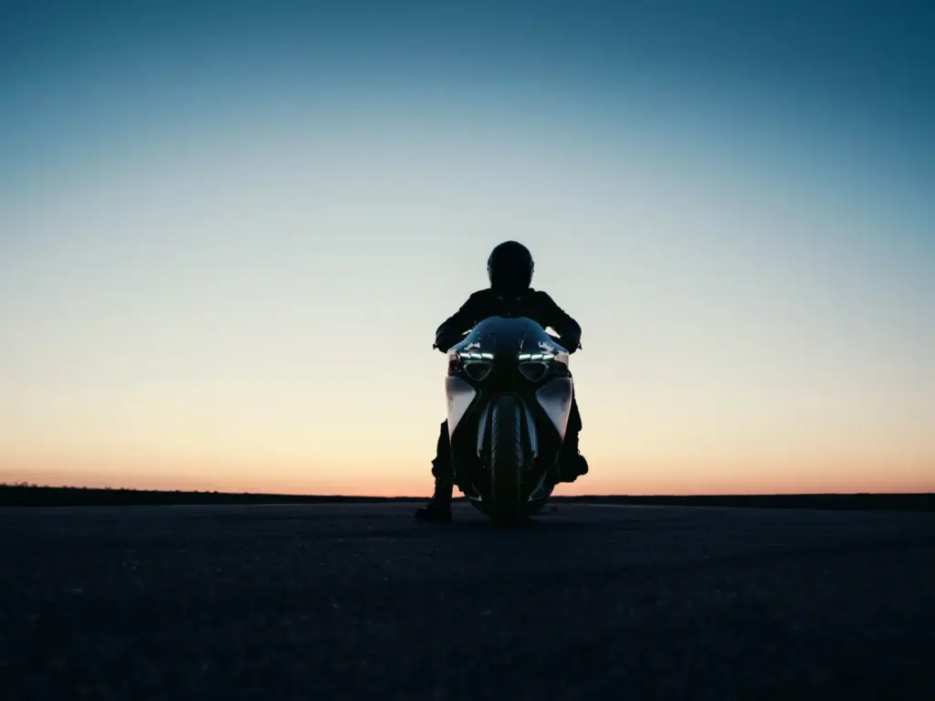 BMW Motorrad Vision K18: la reinterpretación más radical del seis cilindros bávaro 35 Motor16 BMW Motorrad Vision K18 26 Motor16
