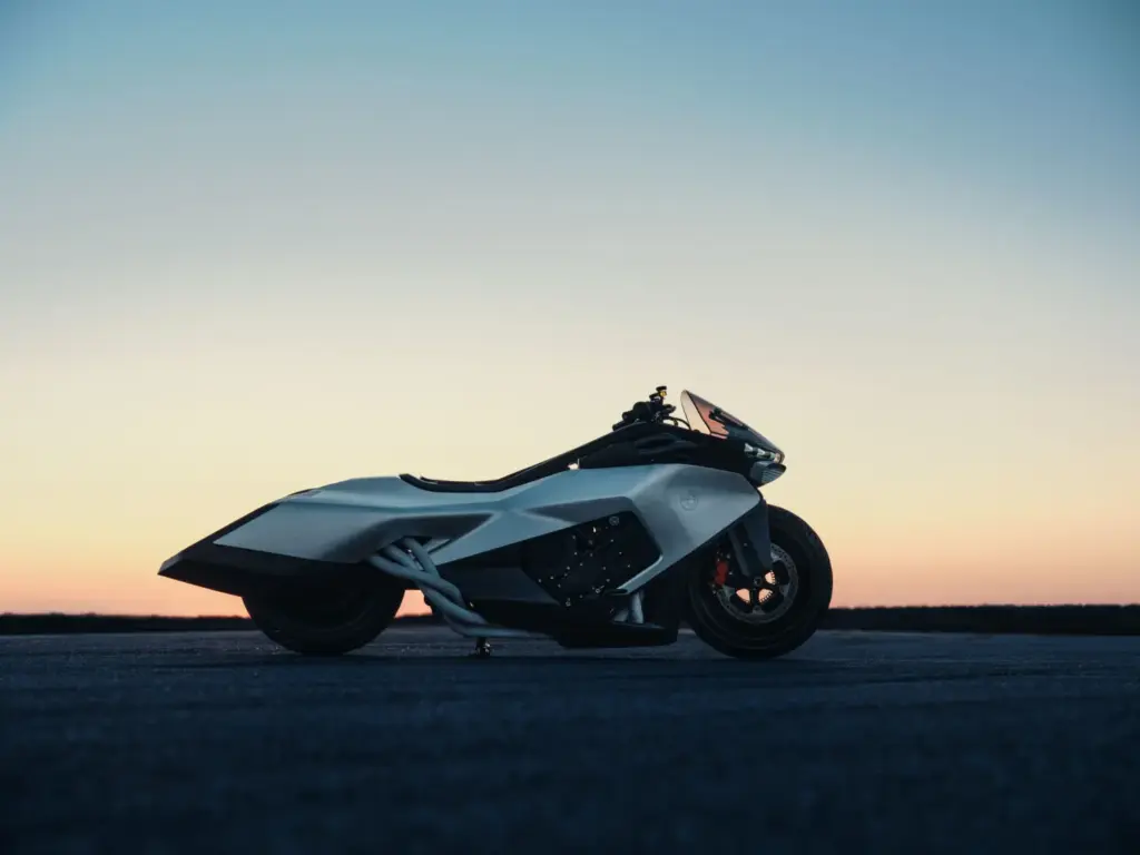 BMW Motorrad Vision K18: la reinterpretación más radical del seis cilindros bávaro 37 Motor16 BMW Motorrad Vision K18 28 Motor16