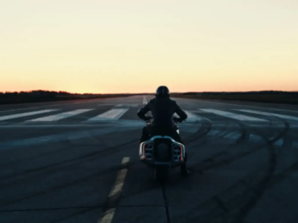 BMW Motorrad Vision K18: la reinterpretación más radical del seis cilindros bávaro 38 Motor16 BMW Motorrad Vision K18 29 Motor16