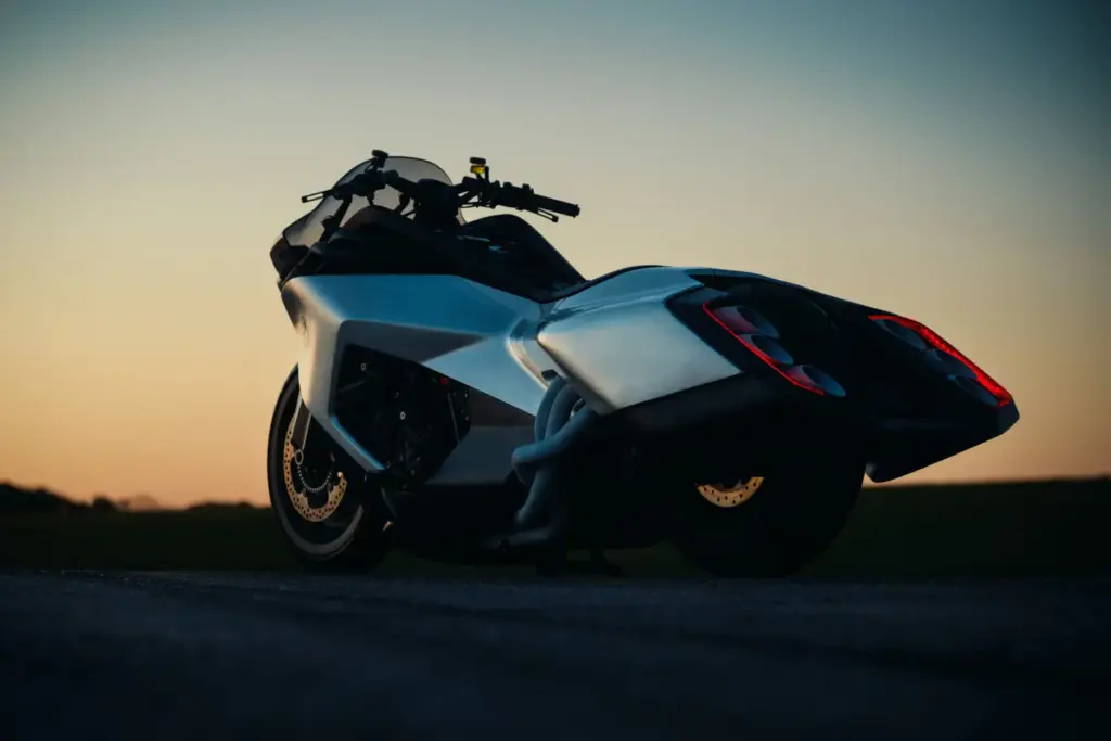 BMW Motorrad Vision K18: la reinterpretación más radical del seis cilindros bávaro 27 Motor16 BMW Motorrad Vision K18 46 Motor16