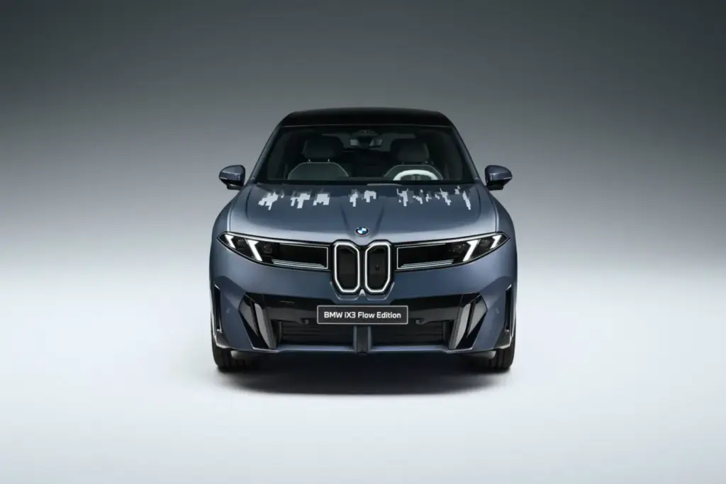 El BMW iX3 Flow Edition transforma el capó en una pantalla interactiva 3 Motor16 BMW iX3 Flow Edition 1 Motor16