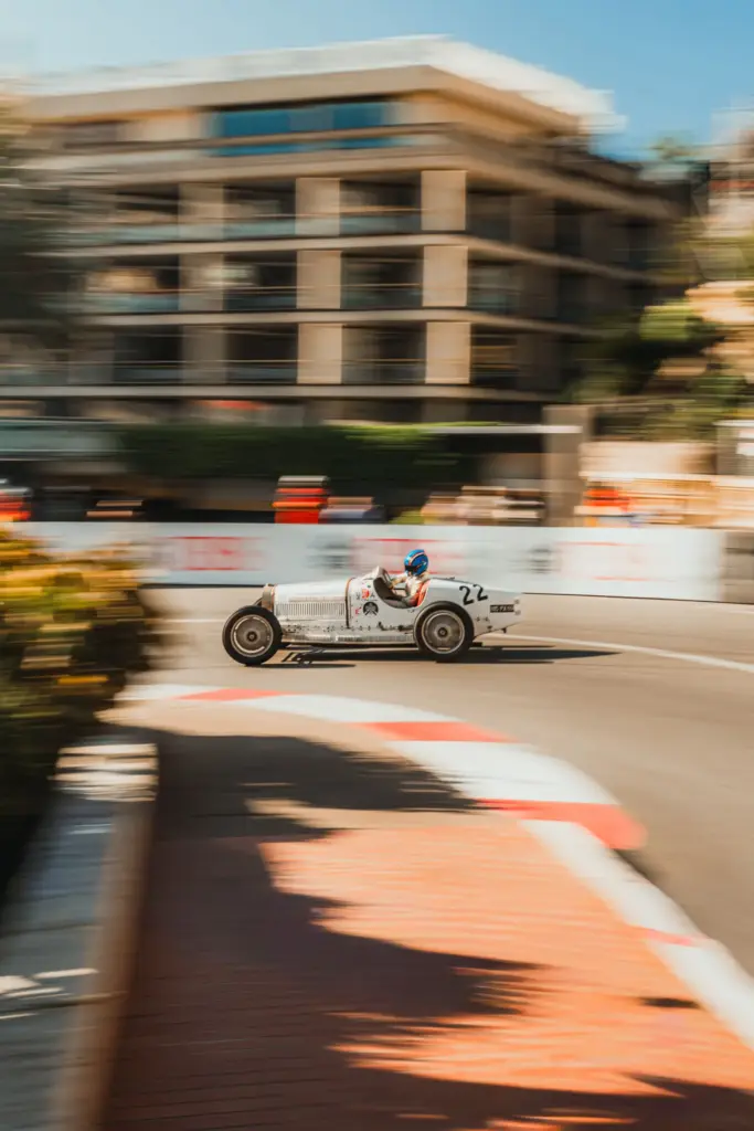 BUGATTI Type 35 Built to Race 5 Motor16