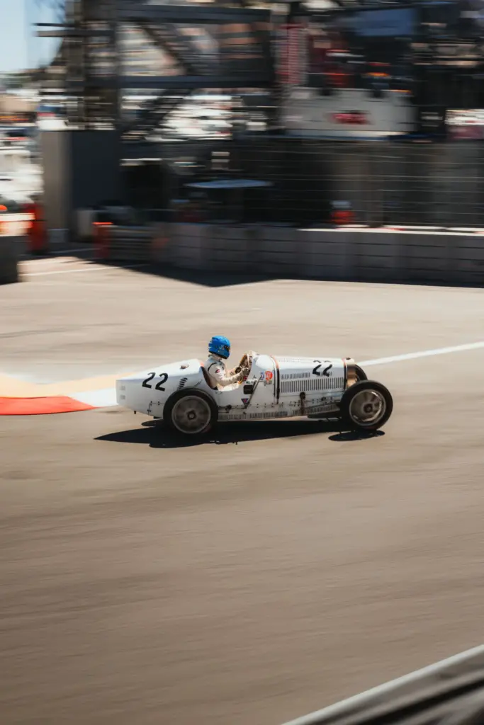 BUGATTI Type 35 Built to Race 8 Motor16