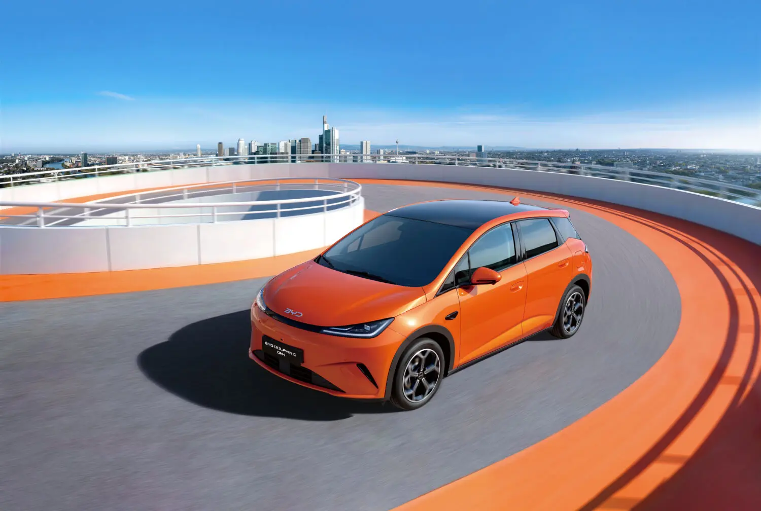 BYD Dolphin G DM-i. La marca china no para y lanza el primer utilitario PHEV